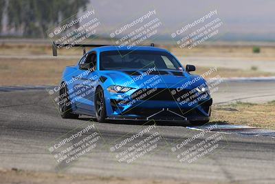 media/Sep-20-2025-Extreme Speed (Sat) [[1fcc23683c]]/Orange (Mid Intermediate)/Session 2 (Sunrise)/